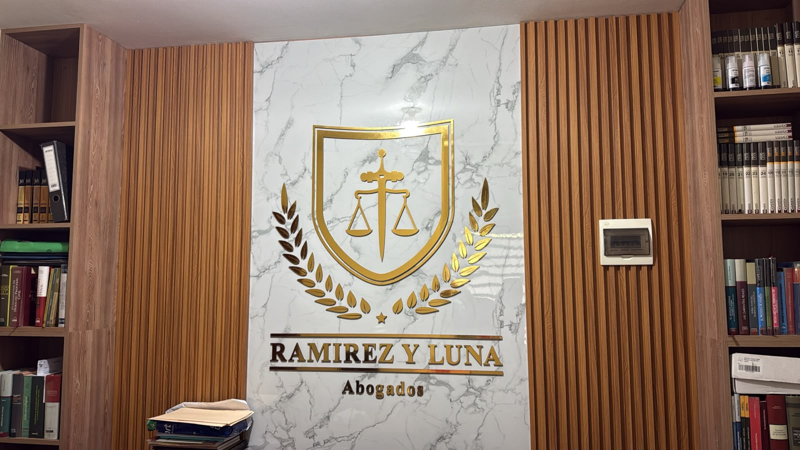Oficina de Ramírez y Luna Abogados